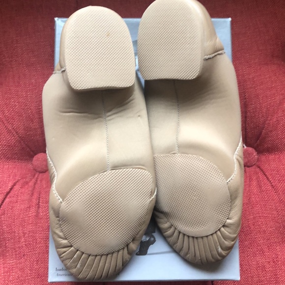 So Danca Leather Jazz Shoe - Picture 11 of 13